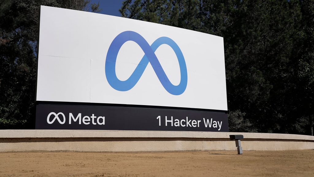 facebook-parent-meta-to-shrink-some-offices-as-it-adapts-to-hybrid-work-|-fox-business