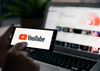 conspiracy-theories-thrive-on-youtube,-new-study-–-the-university-of-sydney