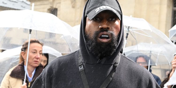 kanye-west-on-instagram:-'breonna-taylor's-mom-said-it-first,'-blm-is-a-'fraud'-|-fox-news