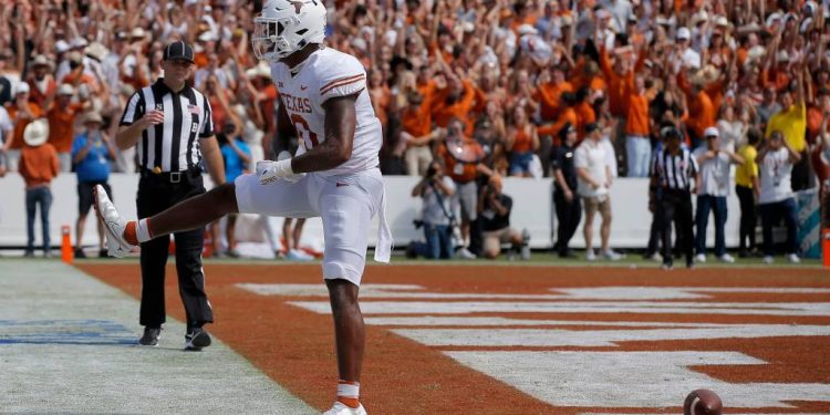 red-river-blowout:-twitter-erupts-like-the-texas-offense-following-the-red-river-rivalry