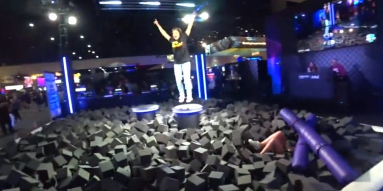 twitchcon-foam-pit-closed-after-sending-multiple-people-to-the-hospital-–-vice