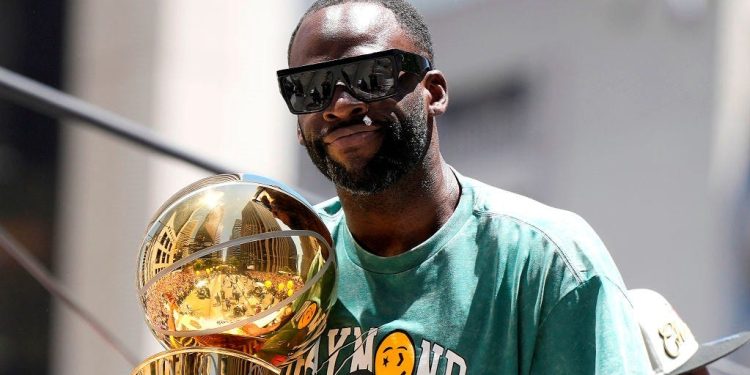 draymond's-mom-deactivates-twitter-account-after-defending-son's-punch-–-audacy