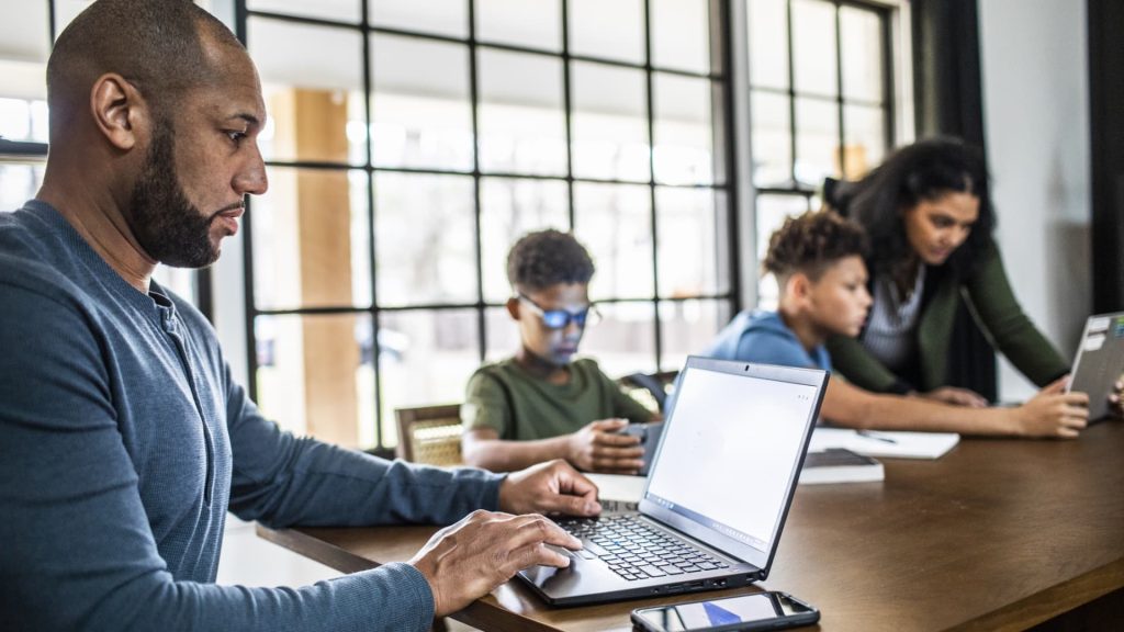 thinking-about-getting-personal-on-linkedin?-ask-yourself-these-2-questions-first-–-cnbc