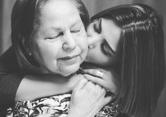 hadiqa's-mother-khawar-passes-away-–-daily-times