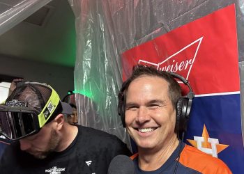 listen:-steve-sparks-gets-wet-in-the-astros-clubhouse-celebration-|-sportstalk-790