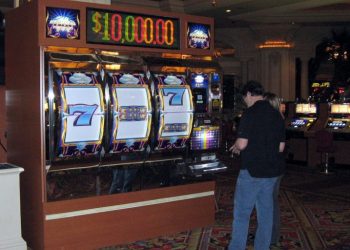 slot-streamers-flock-to-new-platform-after-twitch-gambling-ban-–-dot-esports