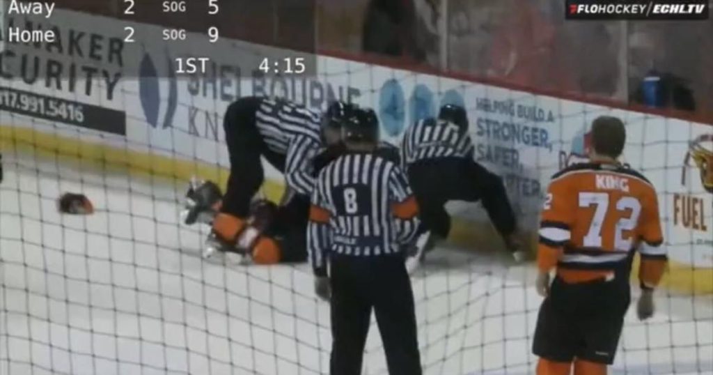 komets-fall-to-fuel-in-71st-season-opener-|-videos-|-journalgazette.net