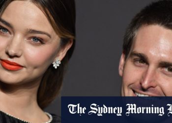 snapchat-billionaires-see-fortunes-plummet-by-more-than-80%-in-a-year