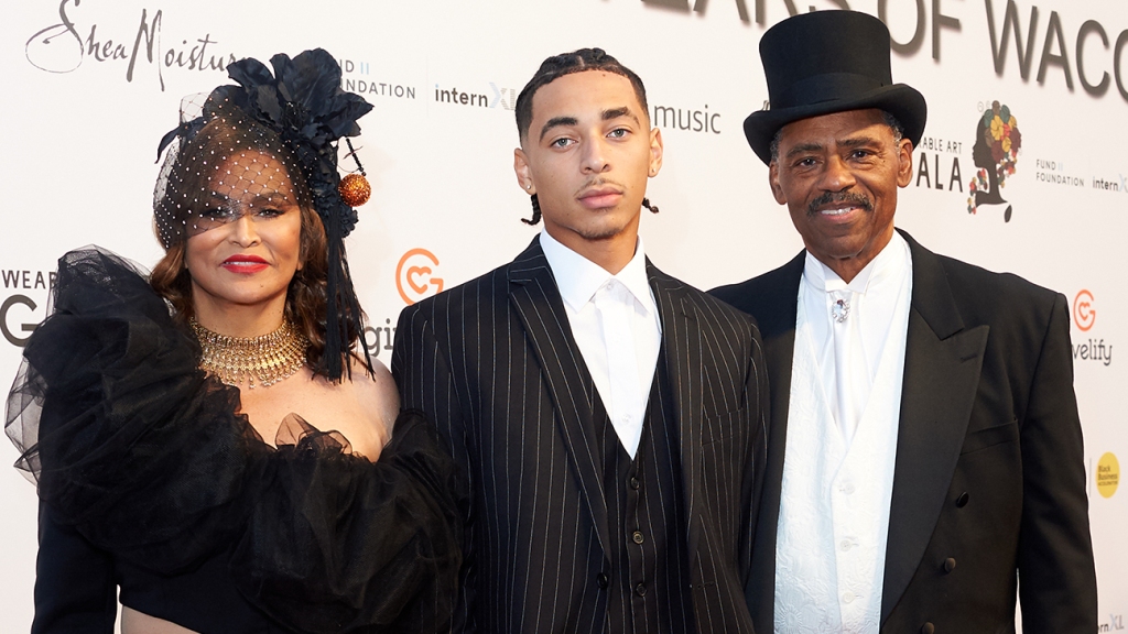 tina-and-richard-lawson's-wearable-art-gala-honors-harlem-renaissance