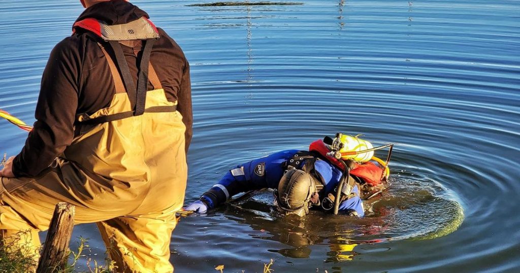 police-say-a-man-in-oklahoma-jumped-into-a-pond-while-running-from-officers-and-drowned