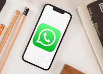 whatsapp-is-now-reportedly-bringing-a-blur-tool-for-images-for-desktop-beta-users