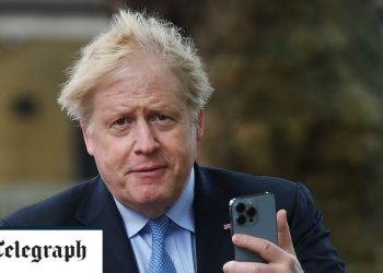 covid-inquiry-demands-to-see-boris-johnson's-whatsapp-messages-–-the-telegraph