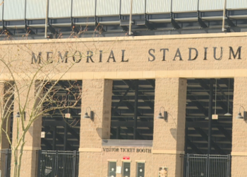 statesboro-high-school-cancels-football-game,-investigating-snapchat-threat-–-wtgs