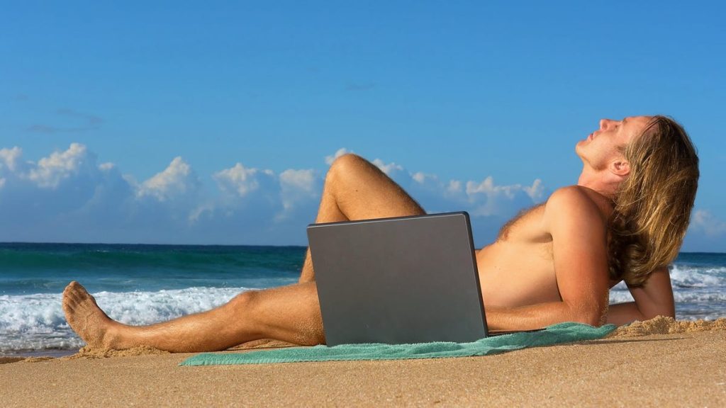 you-can-get-naked-on-tumblr-again-–-lifehacker