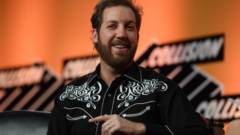 twitter-investor-chris-sacca-says-elon-musk-is-'alone-right-now'-–-cnbc