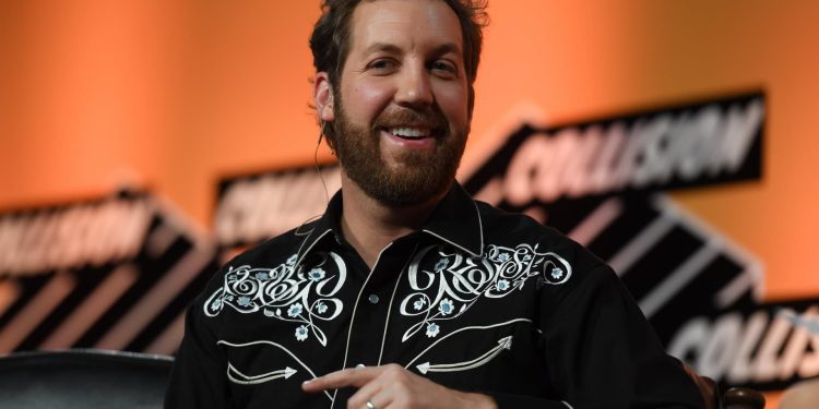 twitter-investor-chris-sacca-says-elon-musk-is-'alone-right-now'-–-cnbc