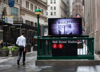 sec's-whatsapp-probe-reaches-into-pe-with-apollo,-carlyle,-kkr-–-yahoo-finance