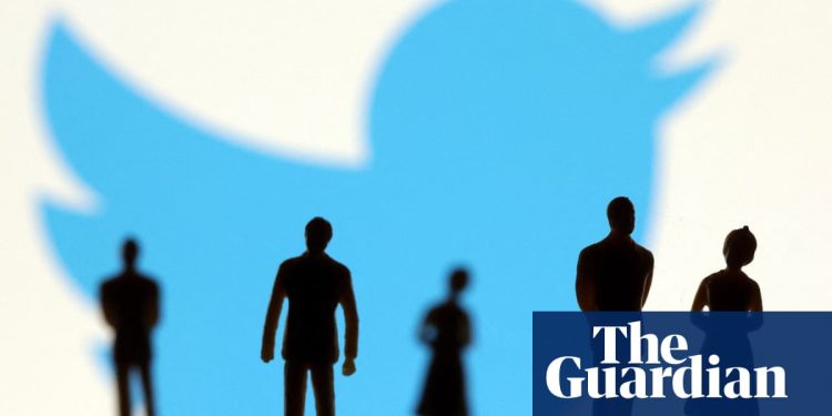 the-46-year-old-social-media-virgin:-how-people-ditch-twitter,-facebook-and-instagram-and-survive