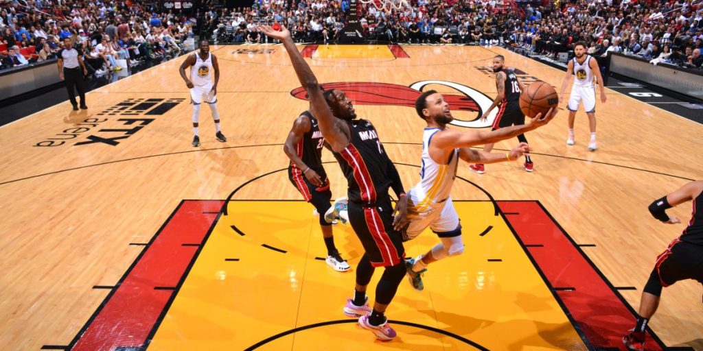 ftx,-twitter-chaos-roils-sports-stars-like-stephen-curry,-tom-brady-|-fortune