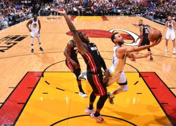 ftx,-twitter-chaos-roils-sports-stars-like-stephen-curry,-tom-brady-|-fortune