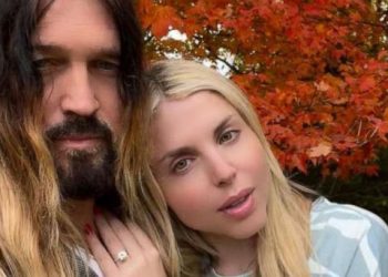 billy-ray-cyrus-opens-up-on-relationship-with-fiancee-firerose-–-good-morning-america
