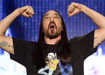 steve-aoki-dropped-the-beat-at-amazon-during-layoffs-–-the-verge