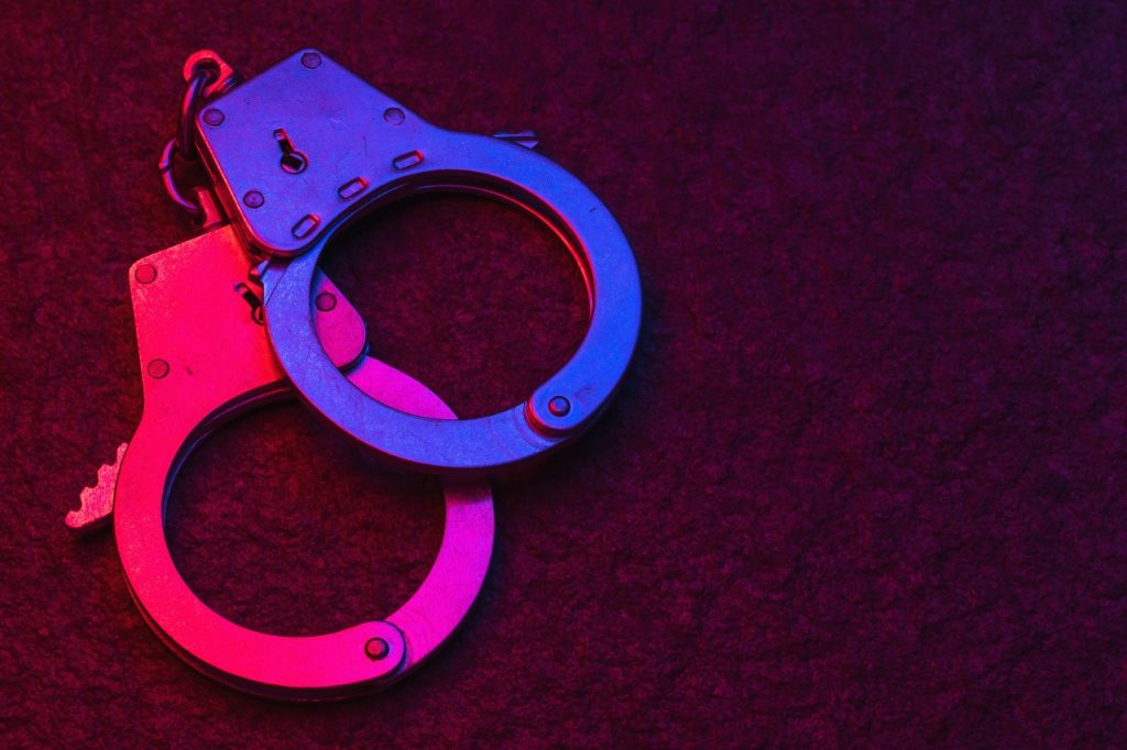 6th-grader-arrested-after-threatening-to-shoot-up-florida-school-on-snapchat,-deputies-say
