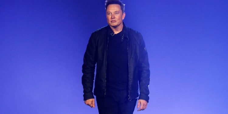 twitter-employees-resign-after-elon-musk-issued-deadline-–-usa-today