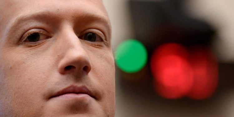 zuckerberg-says-whatsapp-business-chat-will-drive-sales-sooner-than-metaverse-–-rappler