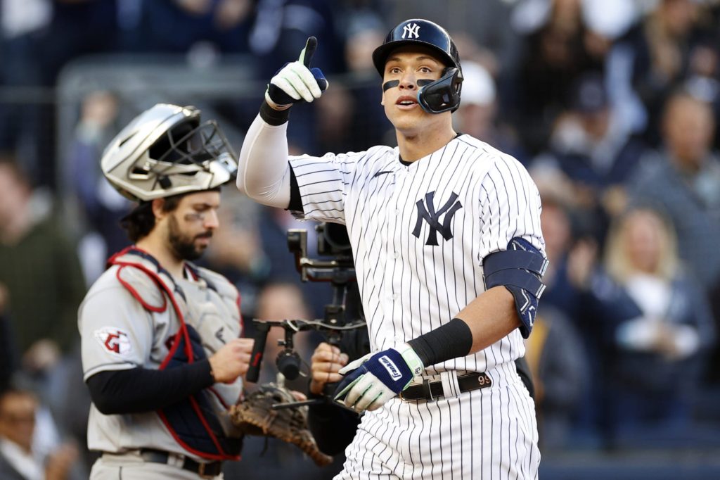 aaron-judge-instagram-post-and-reported-offer-sends-yankees-fans-into-a-frenzy-–-fansided