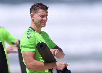 tarkowski-on-importance-of-tour-down-under-–-everton-football-club