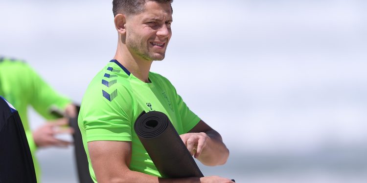tarkowski-on-importance-of-tour-down-under-–-everton-football-club