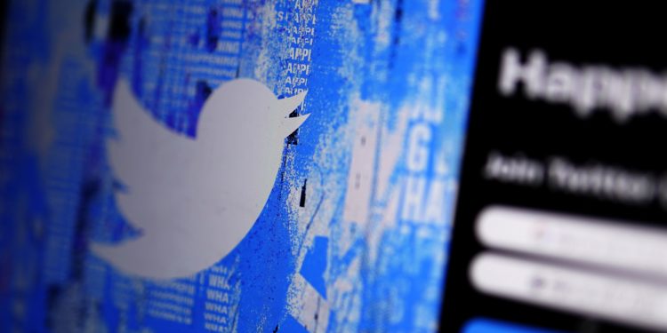 sensing-an-imminent-breakdown,-communities-mourn-a-bygone-twitter-–-npr
