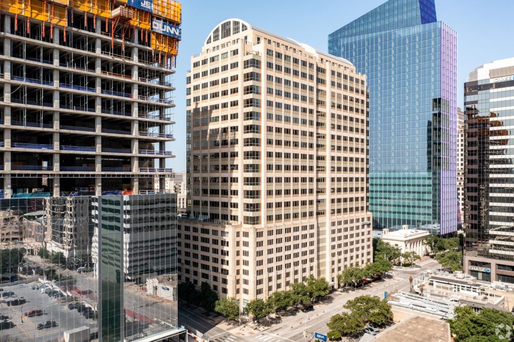 facebook-parent-to-lay-off-more-than-200-employees-in-austin-–-costar