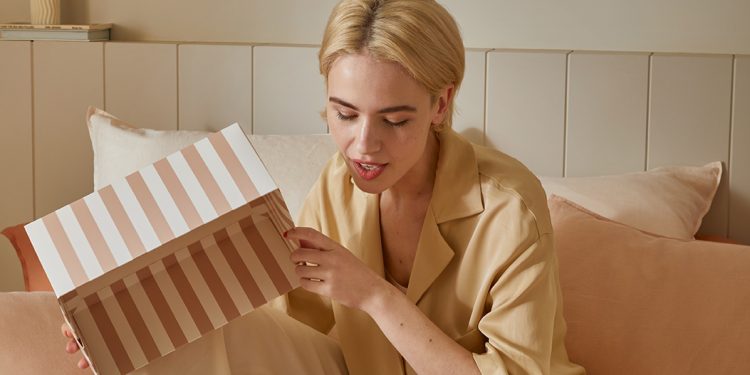 businesses-stocking-shelves-ahead-of-busy-holiday-trade-–-nab-news