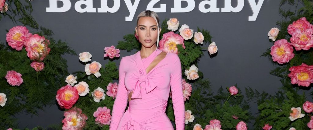 how-many-instagram-followers-did-kim-kardashian-lose-amid-balenciaga-ad-controversy?