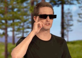 snap-employees-must-work-in-the-office-at-least-four-days-a-week-next-year,-ending-its-…