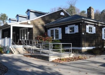 christmas-at-the-clubhouse-concert-to-return-to-sweet-arrow-lake-county-park-|-news