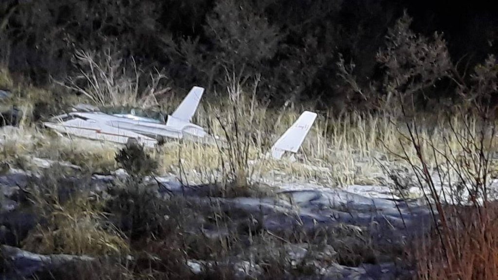 pilot-walks-6-miles-for-help-after-plane-crash-–-kiro-7