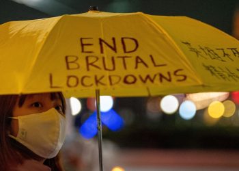 overseas-chinese-step-up-protests-as-calls-mount-for-change-–-reuters