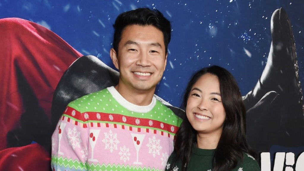 simu-liu-goes-instagram-official-with-allison-hsu-|-entertainment-tonight