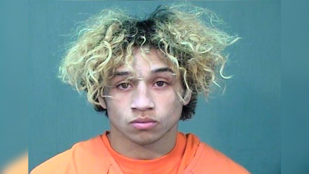 complaint:-student-teacher-accused-of-sexual-assault-in-ozaukee-county-–-cbs-58