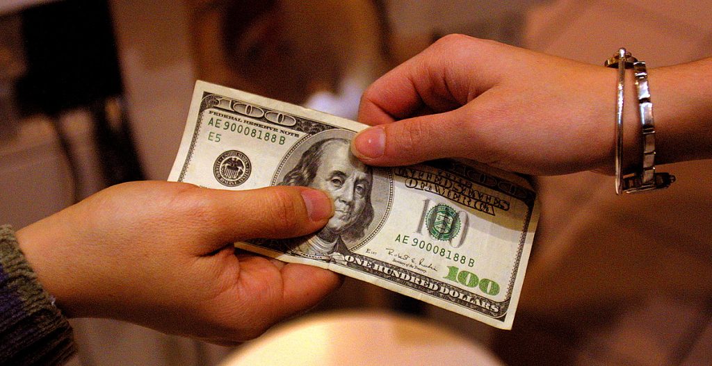 5-apps-&-websites-that-send-people-money-for-doing-hardly-anything-–-99.9-ktdy