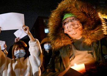 twitter-is-shutting-down-chinese-activists'-accounts-–-rolling-stone