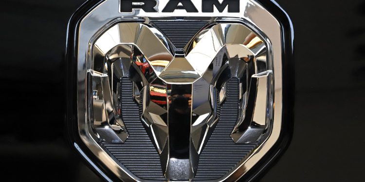 ram-recalls-1.4m-trucks;-tailgates-can-open-unexpectedly-–-ap-news