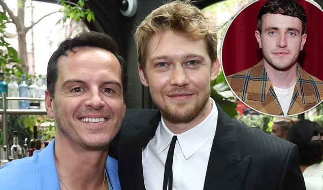 joe-alwyn-is-in-whatsapp-group-called-'tortured-man-club'-with-paul-mescal-and-andrew-scott