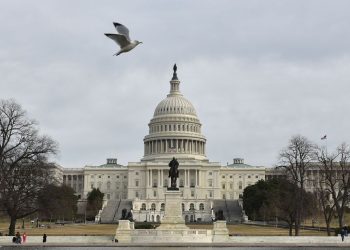 ex-house-members-demand-probe-into-sitting-lawmakers-linked-to-jan.-6-–-axios