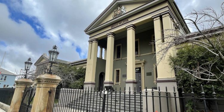 teenager-faces-orange-children's-court-after-posting-snapchat-video-in-stolen-car
