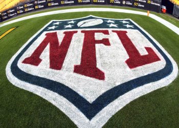 youtube-reportedly-in-'advanced-talks'-to-secure-'nfl-sunday-ticket'-rights