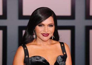 mindy-kaling-responds-to-comments-about-her-eating-habits-on-instagram-–-yahoo